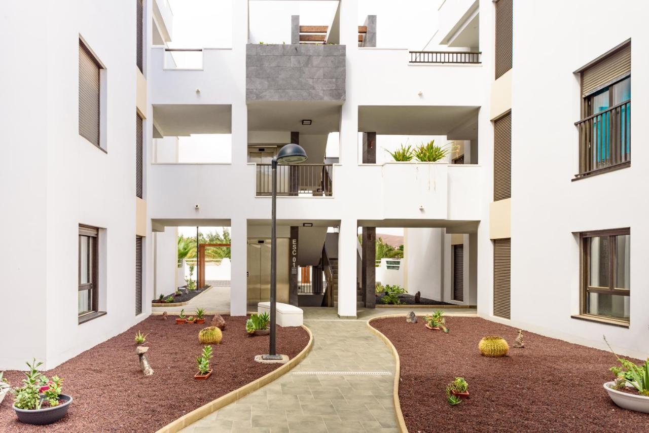 Modern Apartment In Residential Complex With Pools Costa De Antigua Esterno foto